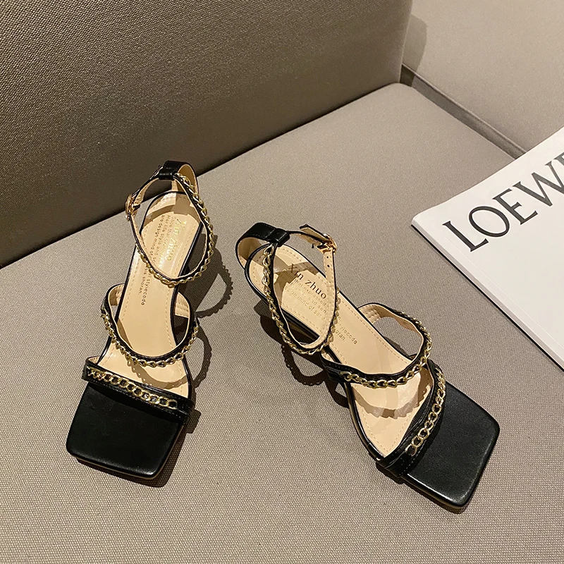 

2022 Women Summer Fashion Fairy Gladiator Sandals Sexy Square Toe Chain Decoration Buckle Strap Sandals Casual Stiletto Sandals