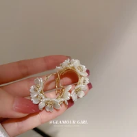 minar 2022 trendy white shell flowers hoop earrings for women sparkly rhinestone floral statement earring holiday casual jewelry