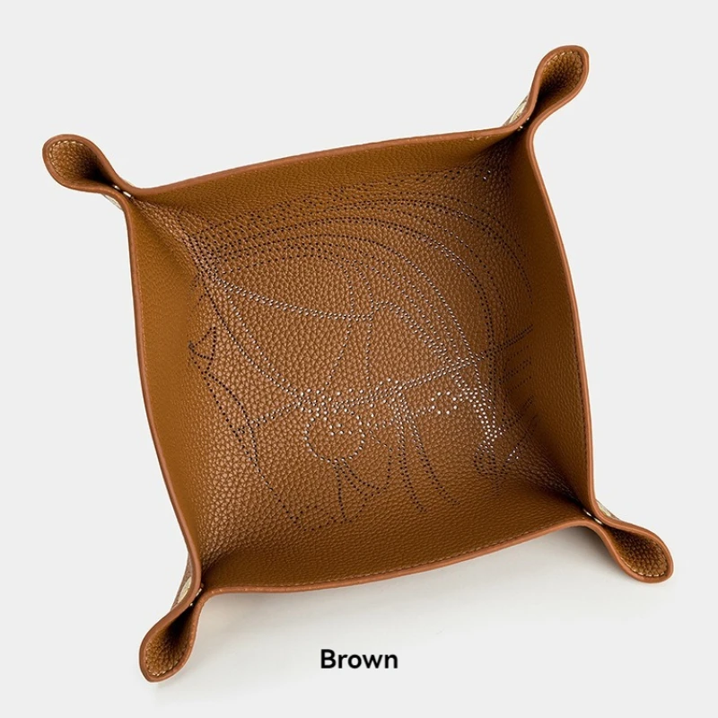 

Легкая полая кожаная сумка-органайзер — многофункциональное хранилище ювелирных изделий, брелоков и браслетов