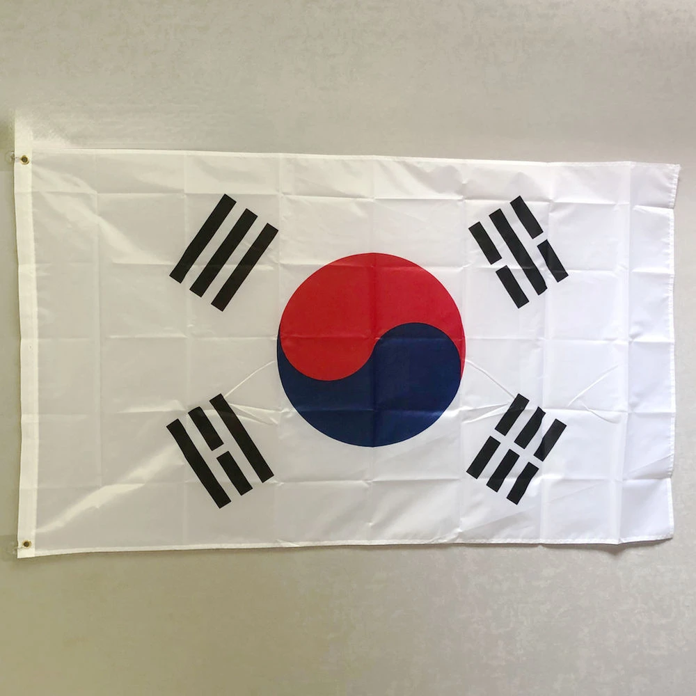 

Бесплатная доставка Большой южнокорейский флаг 90x150 см kor kr Южной Кореи флаг корейского парада праздничное украшение для дома Прямая постав...