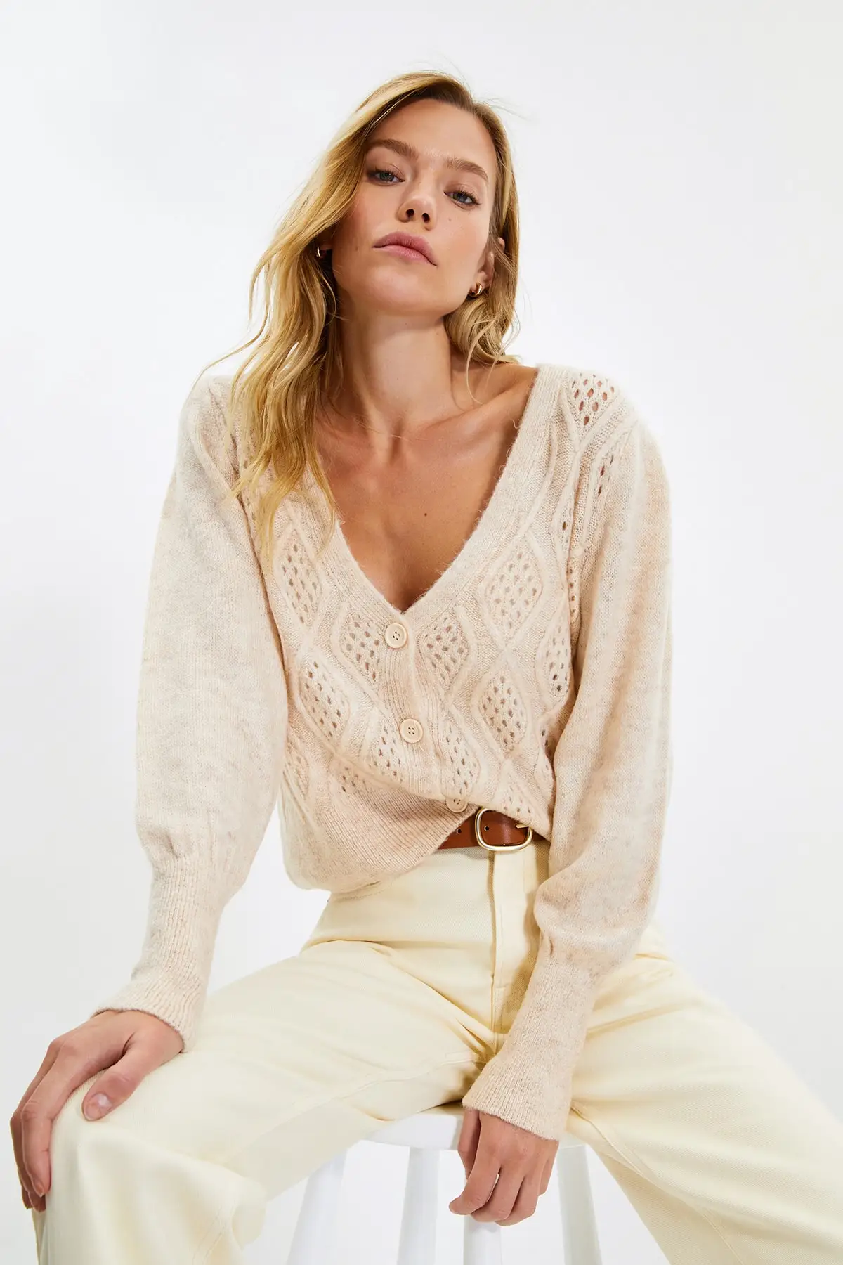 

Trendyol Ajurlu Knitwear Cardigan TWOAW22HI0411