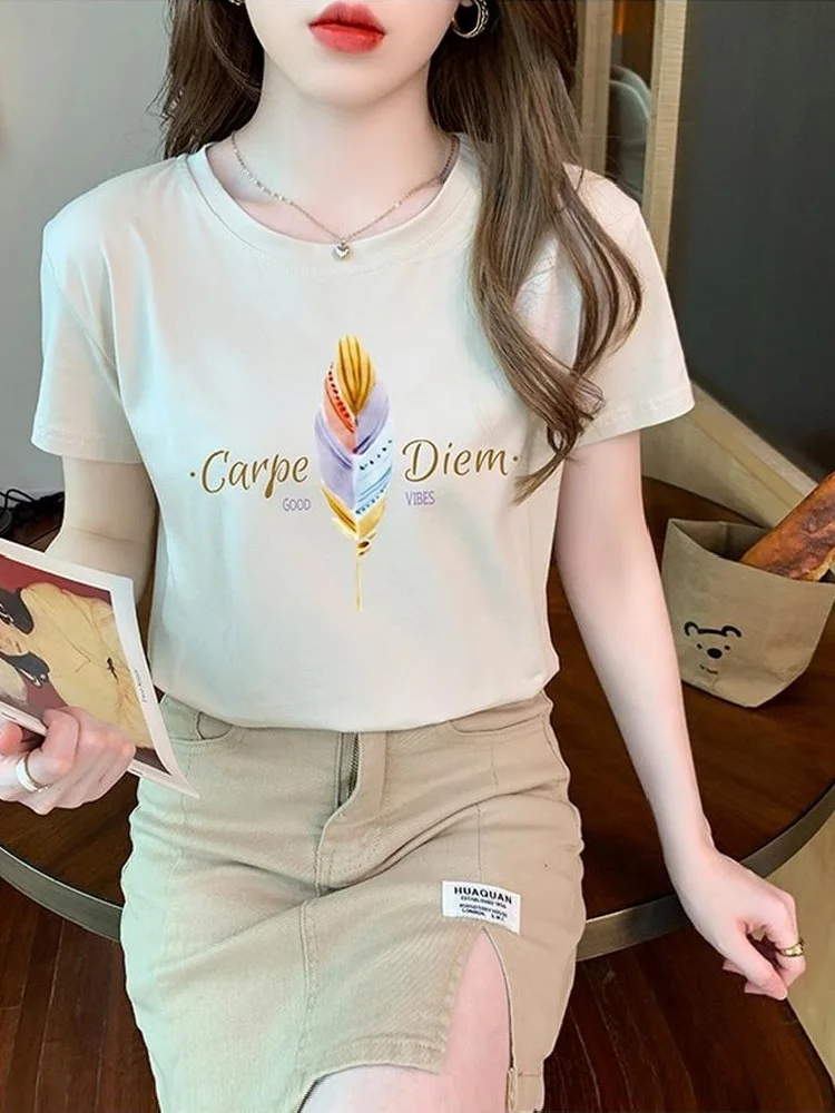 

TuangBiang Summer 2022 New Gradient Feather Letter Printing Apricot Cotton T-Shirt Casual Short Sleeve Lady Tshirt Feminine Tops