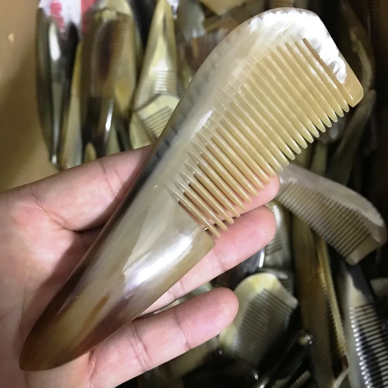 

Natural Yak Horn Comb Buffalo Horn Comb Hairdressing Comb Hairdressing Comb Health Massage Comb