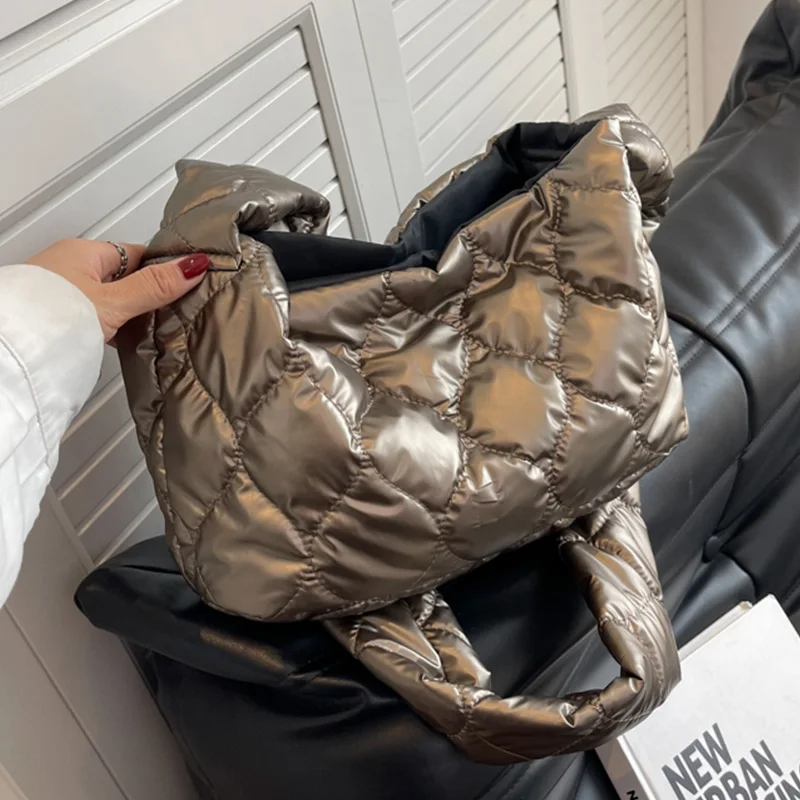 High capacity bags for women 2022 winter soft Space bag luxury design Handbag Tarp tote bag messenger bag  Shoulder Bags wallet