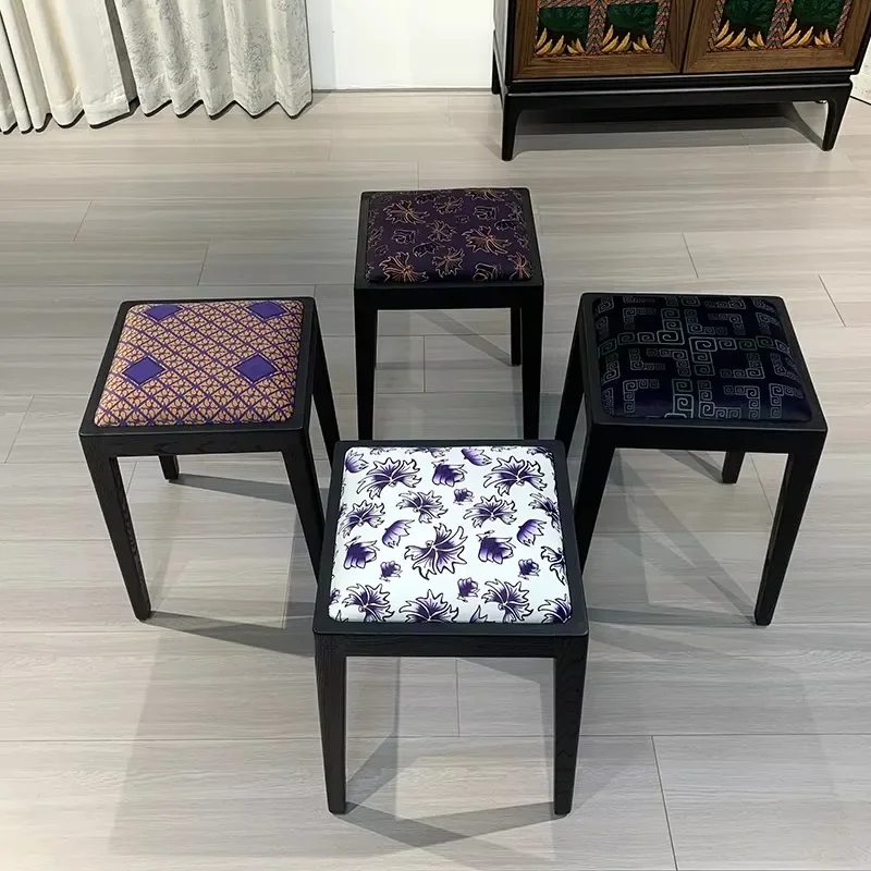 Штабелируемый обеденный стул из цельного дерева во французском стиле ретро