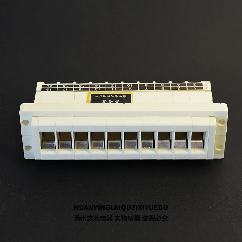 Фото Вторичная вилка типа JCF9 Jinlu Electric Co., Ltd. Розетка с выдвижным ящиком 1/2 Переходник MNS GCS №4