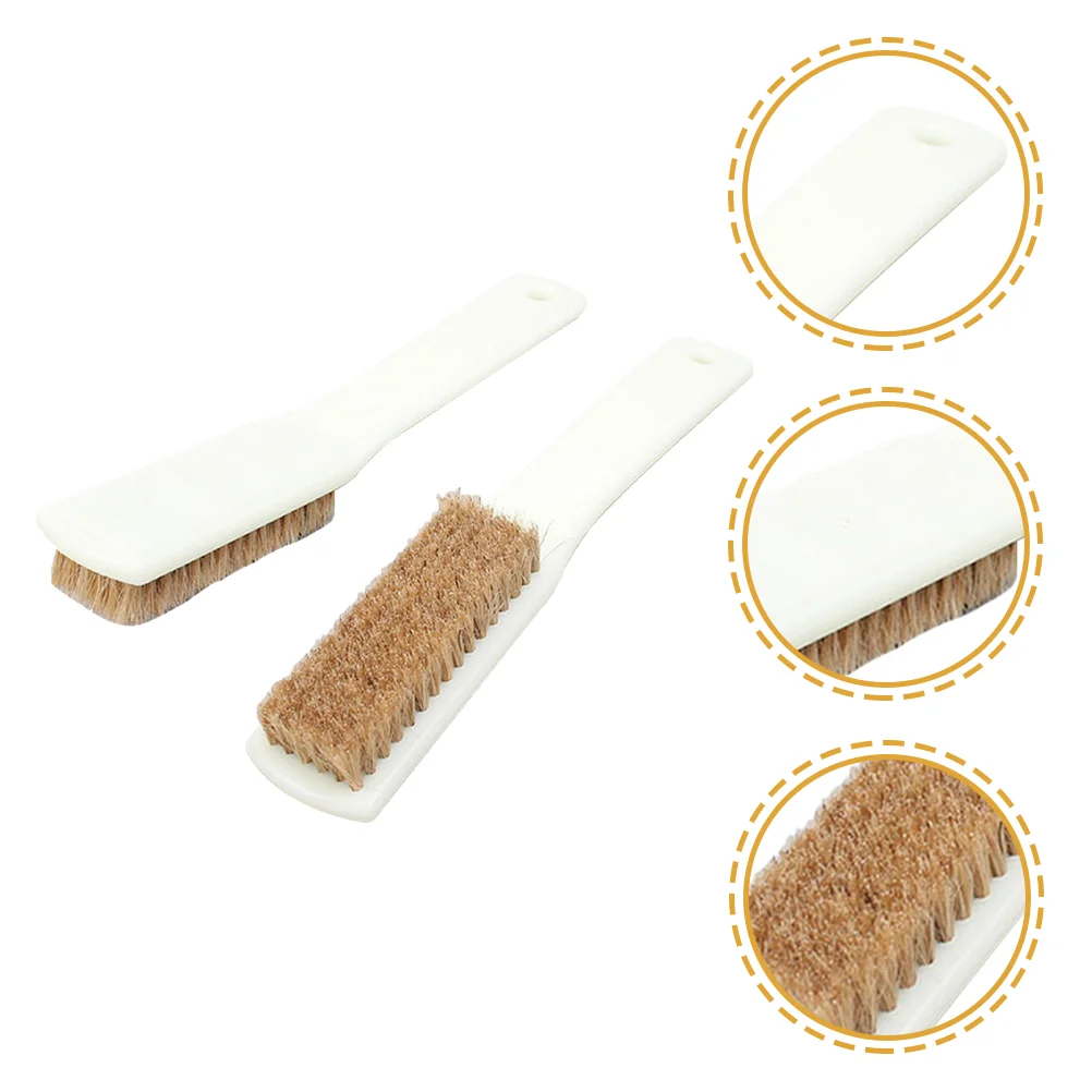 

2 Pcs Rock Climbing Brush Boulder Rocks Coffee Cleaner Chalk Cleaning Bouldering Natural Hair Walnut Professional Sports