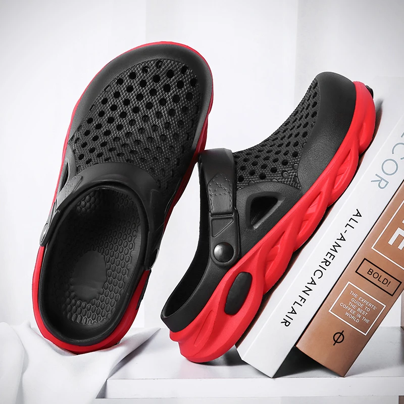 Baotou slippers men's sandals non-slip soft bottom summer outdoor deodorant beach hole shoes  clogs