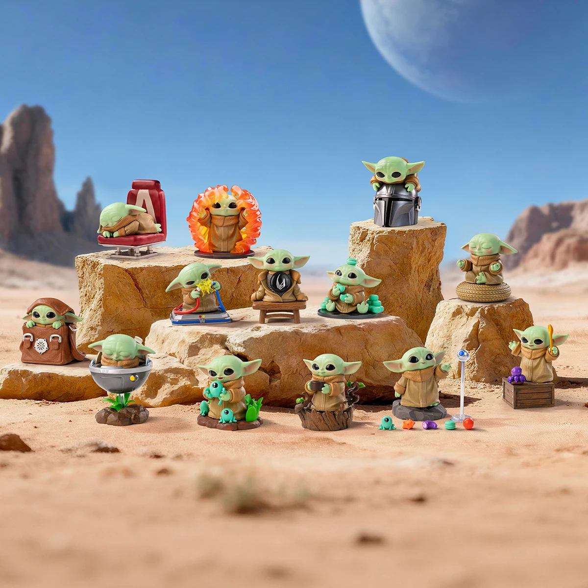Фото POP MART Star Wars Grogu Tiny But Mighty Series Mystery Box Оригинальная коллекционная фигурка-сюрприз в закрытой упаковке, игрушка-сюрприз, украшение для дома, декор №4