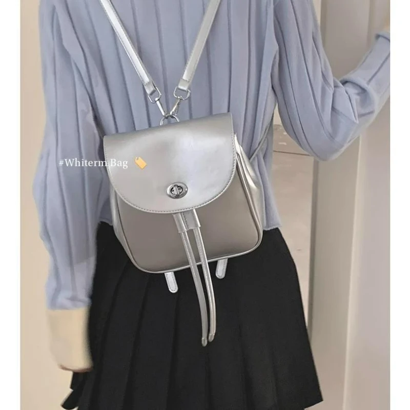 

Silver Backpack for Women 2023 New Designer Leather Backpack Korean Student Schoolbag Summer Fashion Full Matching Shoulder bag