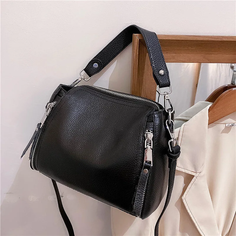 New Korean Genuine Leather Shoulder Bag With Large Capacity Bucket Bag For Fashion, Casual And Versatile Handheld Crossbody Bag