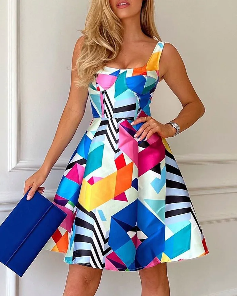 

Женский длинный сарафан на бретельках, с высокой талией