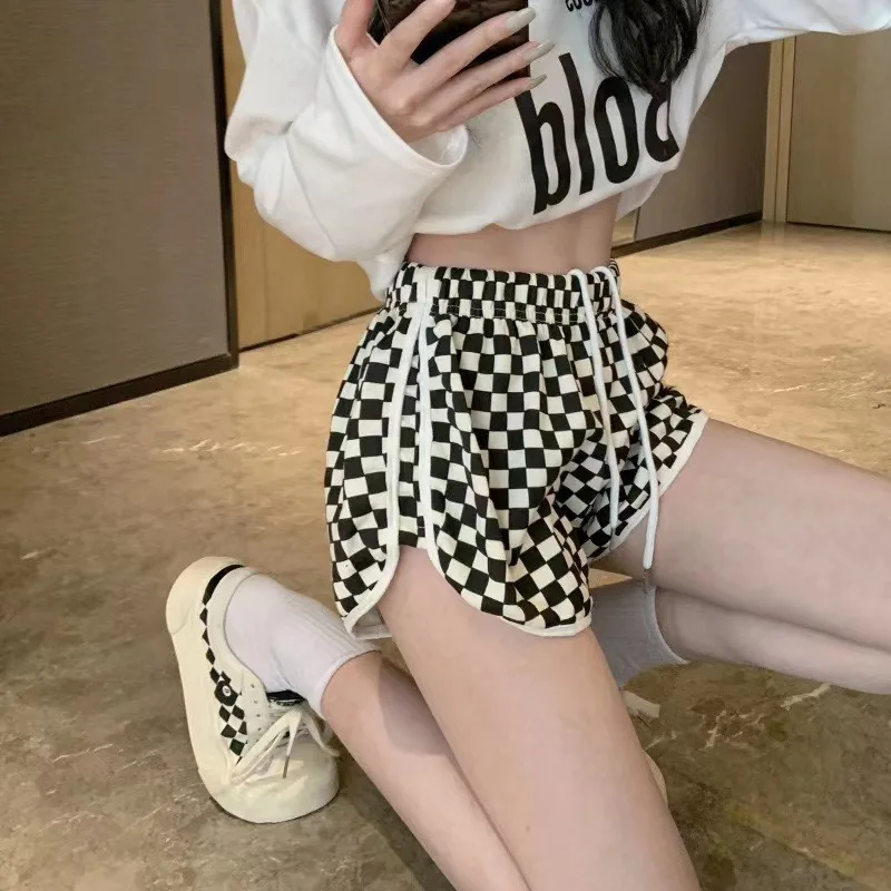 

Checkerboard Shorts 2022 New Spring and Summer Wide Leg Pants High Waist A-line Hot Pants Loose Pants Ins Women's Shorts