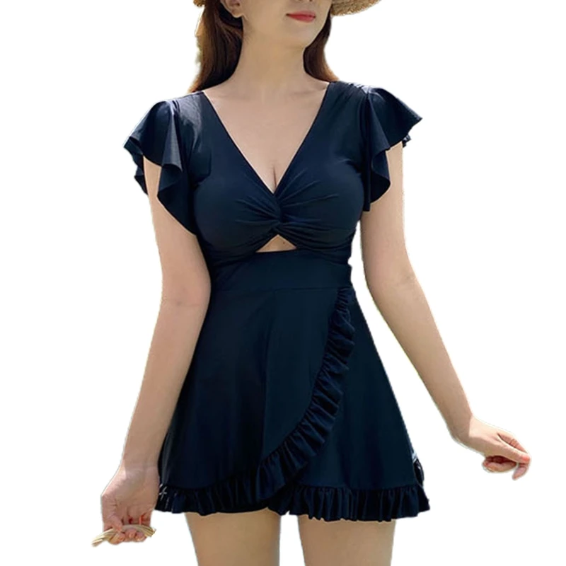 

Женское цельнокроеное платье с V-образным вырезом и рюшами