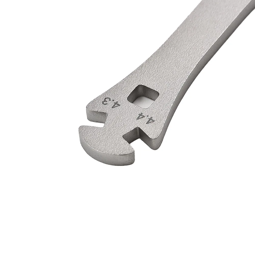 

0x19x4mm Bicycle Wrench 1pc 4.3/4.4/5.5/6.4 Bicycle Spoke Wrench Silver Steel Tightening Correction Repair Tool