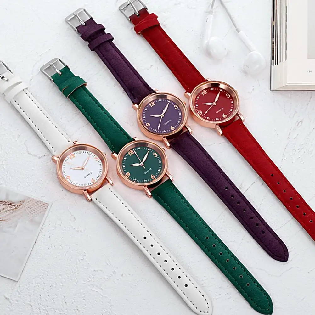 

Adjustable Holes Modern Reinforced Stitching Women Wristwatch Anti-fade Women Watch with Number Scale for Gifts