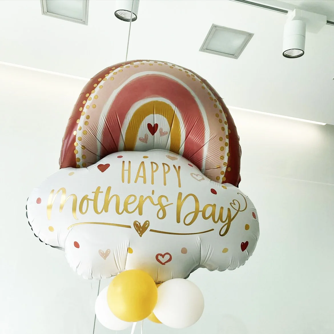 

Thanks MOM Theme Mother's Day Foil Balloons Decors Gift Flower Aprons Garden Trophy Cup Balls Family Party Supplies Air Globos