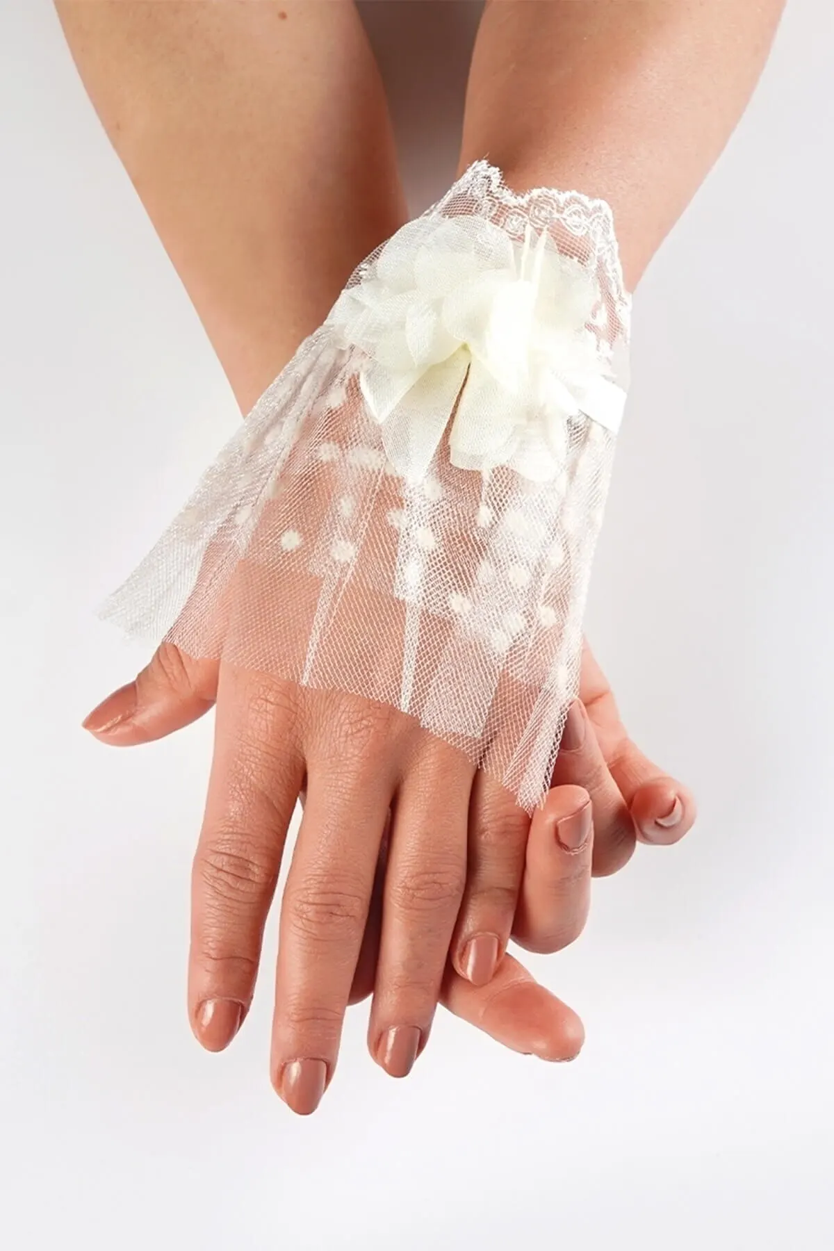 

Bridal Accessories Off-White Laser Flower Bracelet Bridal Accessory Wedding Handmade For Bride And Bridesmaids