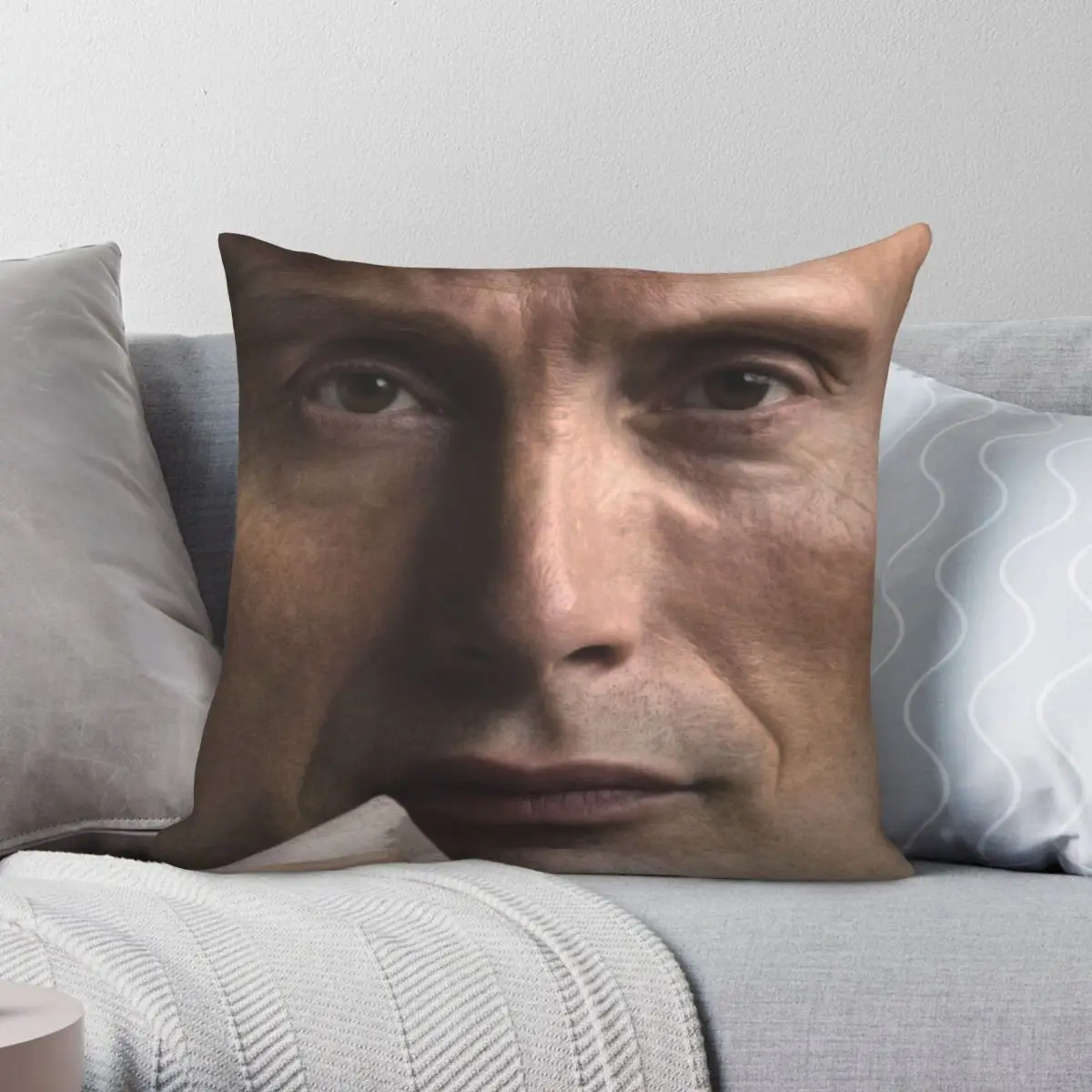 

Mads Mikkelsen Hannibal Square Pillowcase Polyester Linen Velvet Pattern Zip Decor Throw Pillow Case Sofa Seater Cushion Cover