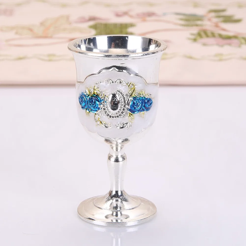 

30ML Retro Metal Wine Glass Champagne Glasses Beverage Goblet Cocktail Cup Vintage European Style Gift For Bar Home Decor