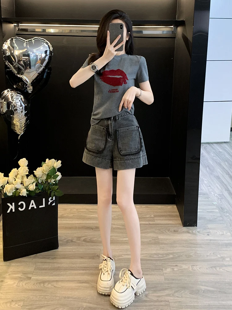 Комплект европейских товаров для женщин Лето 2024 Новинка стройнящие шорты с