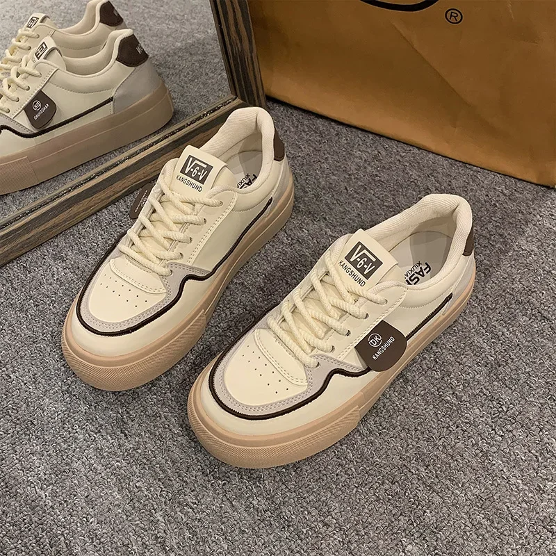 Кроссовки женские легкие на плоской подошве Спортивная повседневная модная