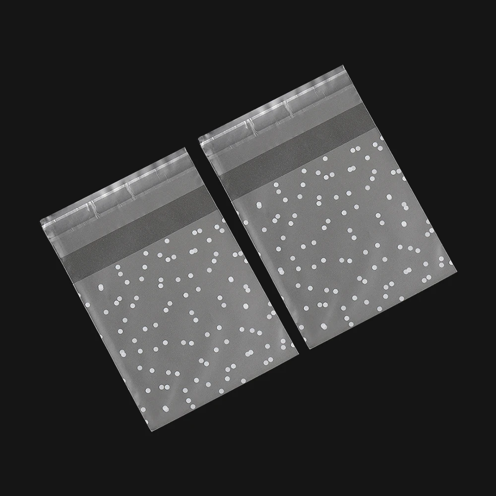 100 шт. пластиковые прозрачные пакеты в горошек