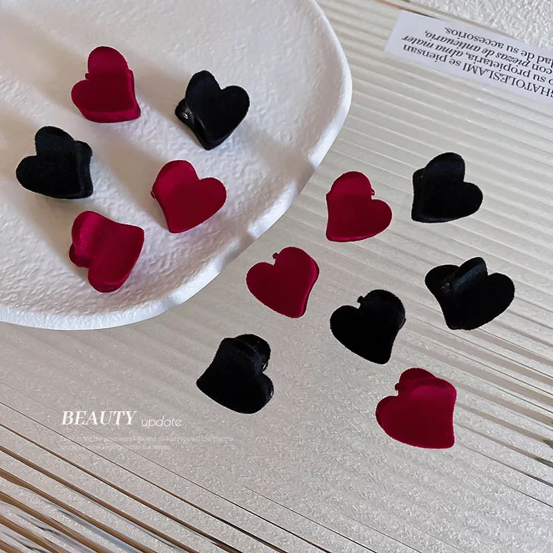 

2022 New Korean Fashion Plush Love Hairpin Mini Cute Side Bangs Clip Broken Hair Clip Young Girl Hair Accessories Headdress