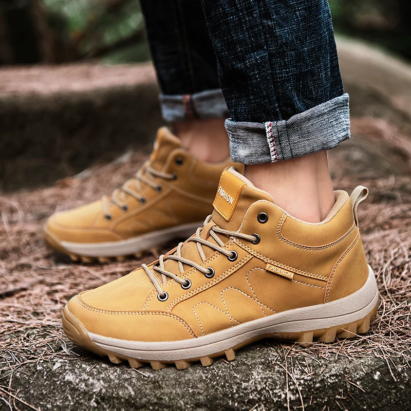 2022 New Outdoor Men Sports Shoes Leather Man Hiking Shoes Wear-resistant Mens Climbing Trekking Hunting Sneakers Mountain Boots