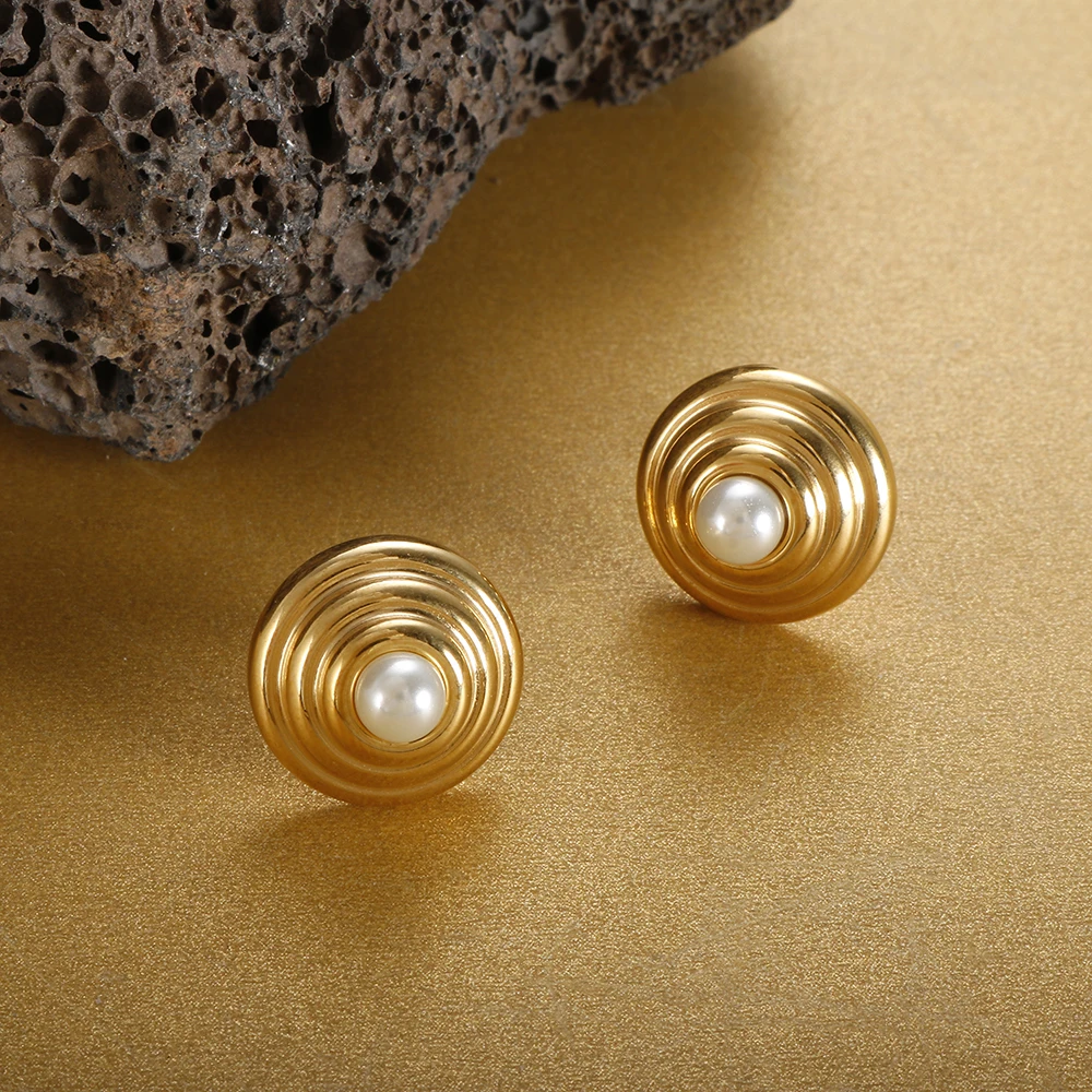 

Stainless Steel Gold Plated Straw Hat Shaped Pearl Stud Earrings for Women Girl Fashion Ear Jewelry Gift