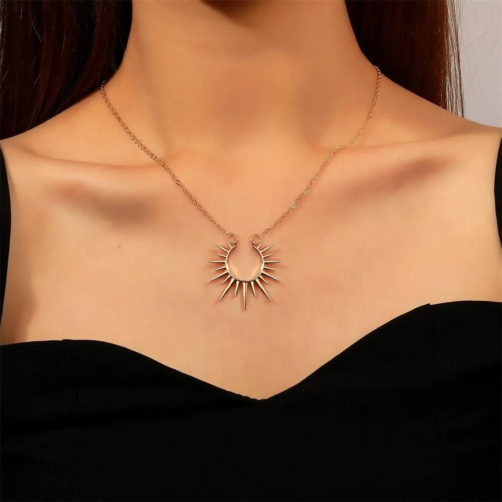 

Vintage Open Sunflower Pendant Necklace for Women Gothic Metal Clavicle Neck Chain Choker Girls Fashion Party Jewelry