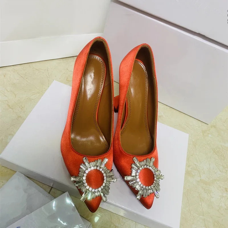 2022 European and American women's pointed satin high-heeled sun buckle rhinestone single shoes