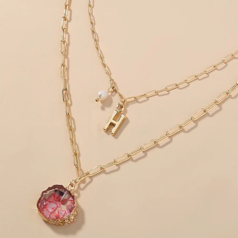 

Ювелирные изделия, двухслойная цепь в клетку, ожерелье с подвеской из красной смолы, жемчужное колье с буквой H, INS