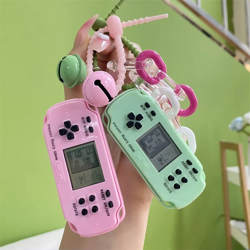 Creative Funny Childrens Classic Mini Game Console Machine Keychain Boyfriend Bag Car Hanging Keyring Kid Boy Puzzle Toys Gift