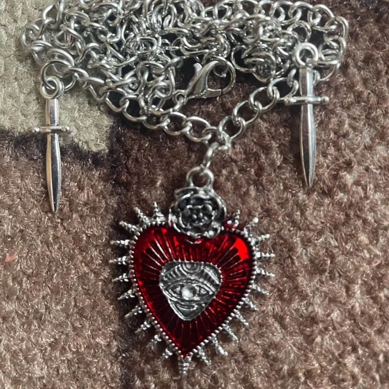 

Goth Gothic Peach Heart Flower Sword Eye Cross Pendant Choker Chain Necklace For Man Women New Fashion Jewelry Vintage Punk