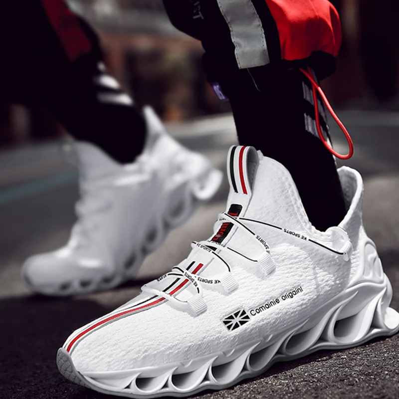 Fashion Men Sneakers Blade Trainers Couple Loafers Breathable Male Basketball Shoes Thick Bottom Sports Tides Boys Running Shoes