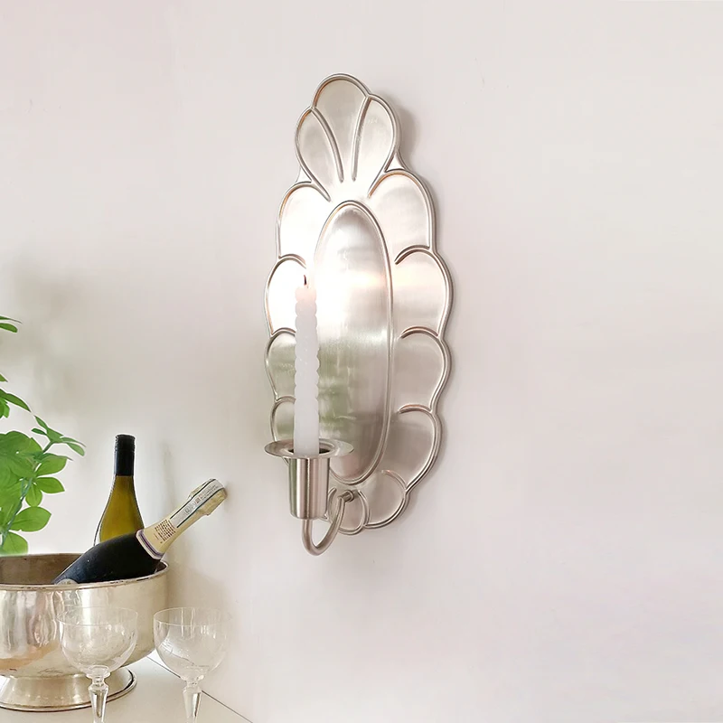 

Металлический винтажный подсвечник