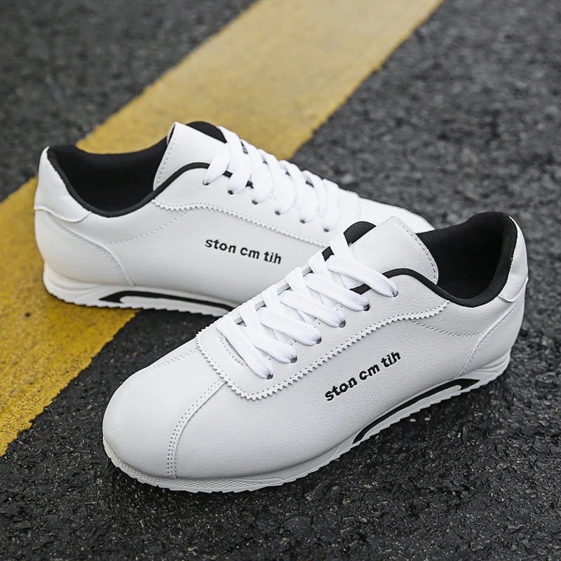 Рисунок 6 - Мужские кроссовки