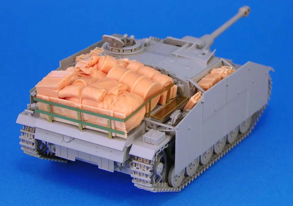 Комплект для сборки модели из литой смолы 1:35 номер Модификация накопления