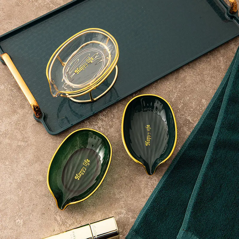 Купить 1 шт. Новый кронштейн из нержавеющей стали пластиковая креативная Коробка для мыла для ванной и туалета Бытовая дренаж для мыла подставка дл...