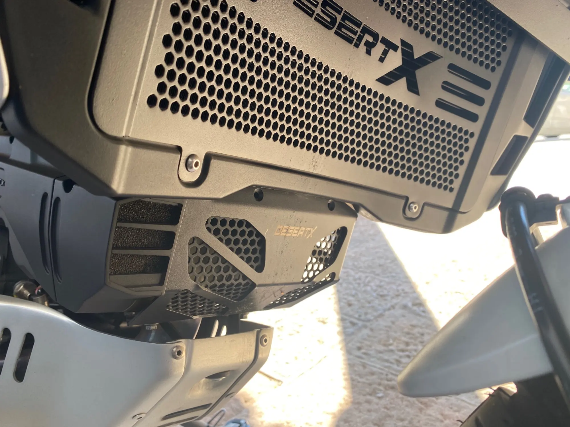 

Аксессуары для мотоциклов Ducati Desert X DESERT TX 2022 2023, алюминиевый защитный радиатор, решетка радиатора, защитный чехол Desert X