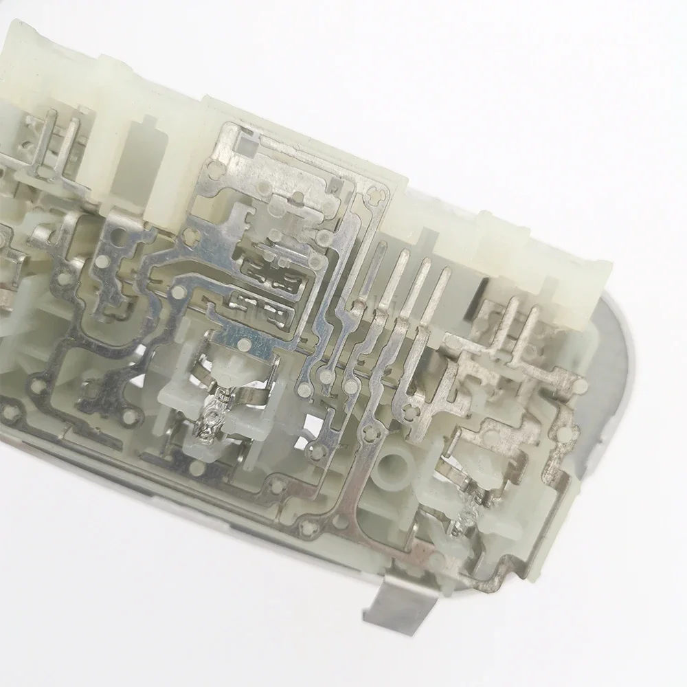 Передняя лампа для чтения автомобиля внутренняя 6362N2 6362Q2 6362Z5 Peugeot 308 408 3008 301 Citroen C3 C5