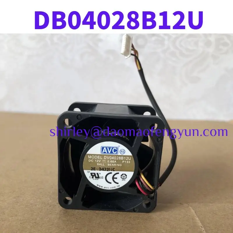 

Brand New DB04028B12U 4028 12V 0.66A 4cm 4-wire PWM server fan