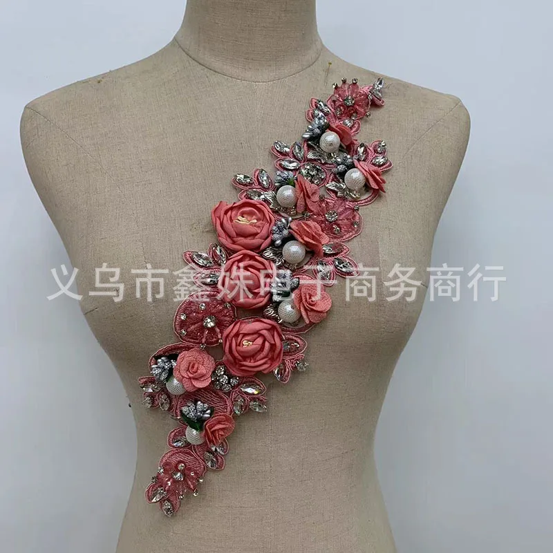 Декоративная аппликация в виде розы