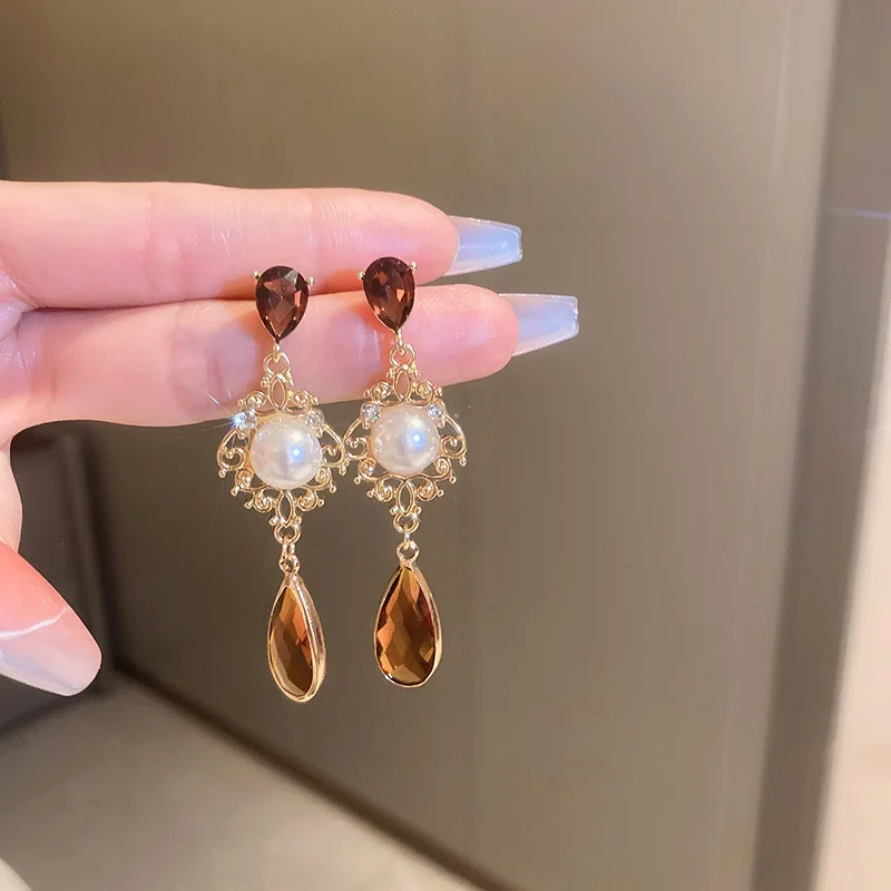 

Water Drop Crystal Pearl Pattern Earrings For Women 2022 New Retro Personality Fashion Earrings Wedding Jewelry Birthday Gifts