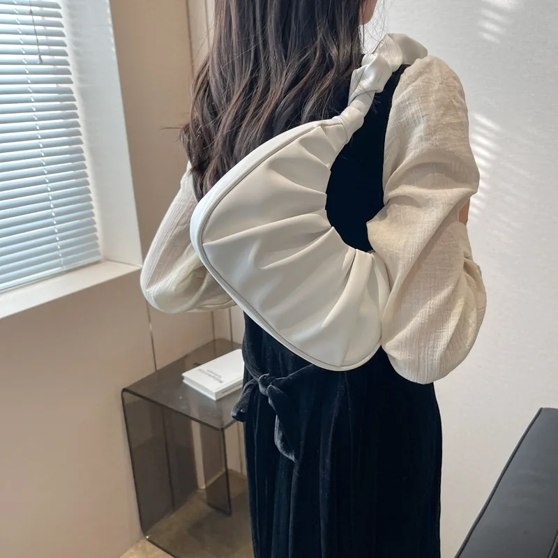 Fashion French Style Temperament Ruffle Underarm Shoulder Women's Bag Summer Popular Leisure All-Match Cloud Bag