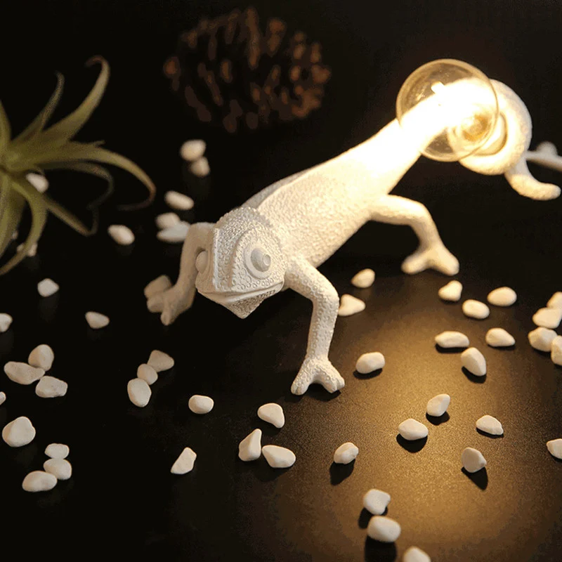 

Modern Resin Animal Chameleon Table Lamp Mini Gecko E12 LED Night Light Bedroom Decor Desk Light Creative Lizard Bedside Lamp
