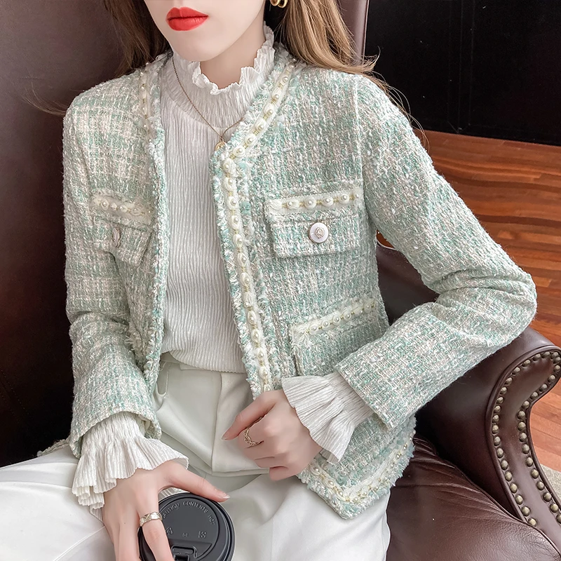 

High-End Runway Elegant Small Fragrant Plaid Women Luxury Causal Tweed Coat Bead Ladies Suit Female Jacket Outerwear Casacos