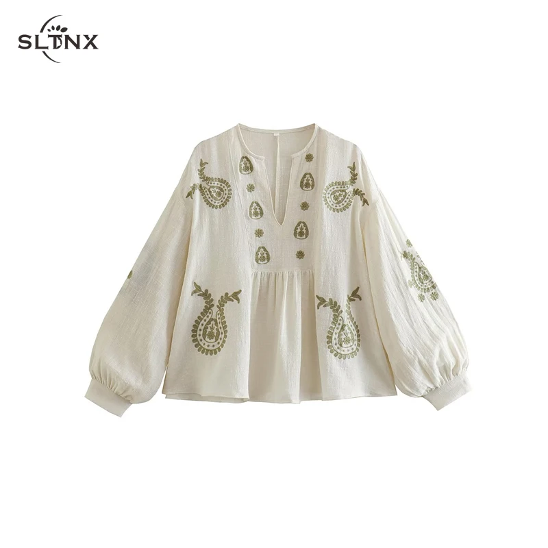 

SLTNX Fashion Woman Blouse Tops Female Summer Casual V-Neck Shirts Ladies Chic Embroidery Loose Shirts Blouse Top Clothes