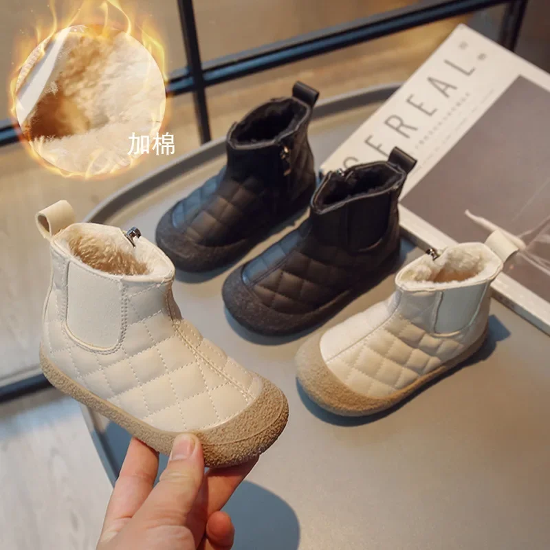 Детские короткие сапоги зима 2023 новое издание с толстым бархатом для детей